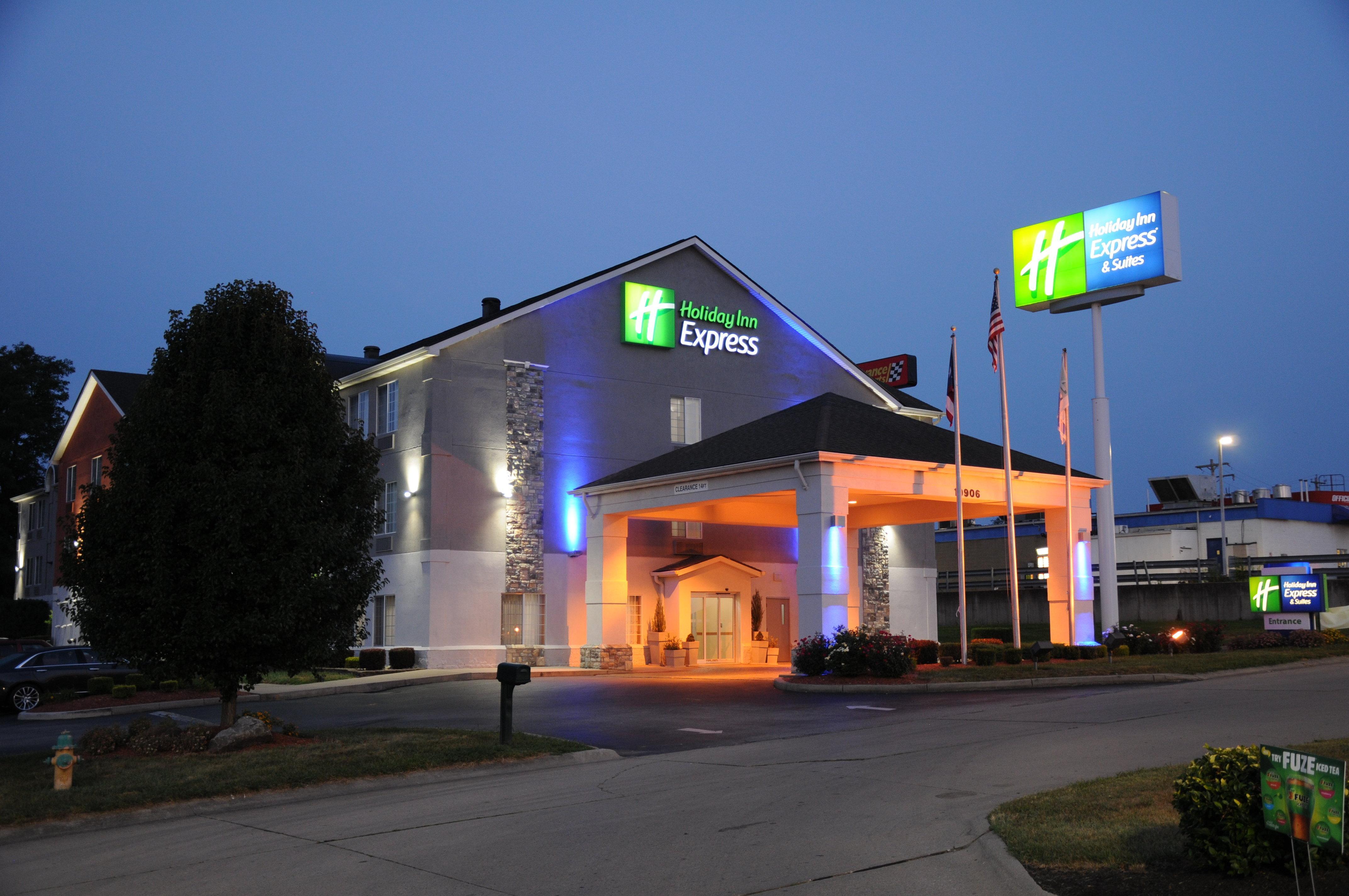 Holiday Inn Express & Suites Harrison By Ihg Екстериор снимка