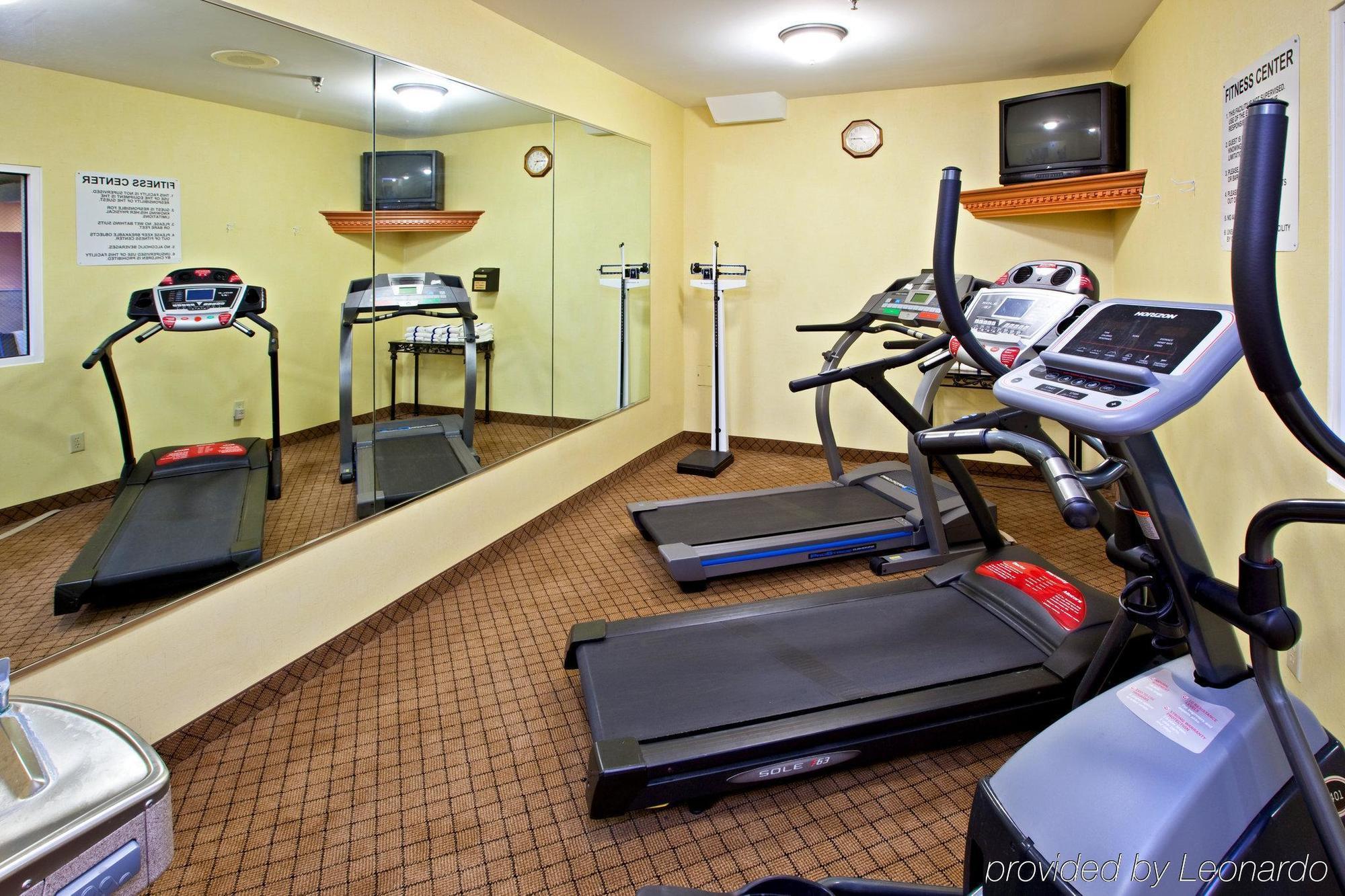 Holiday Inn Express & Suites Harrison By Ihg Съоръжения снимка