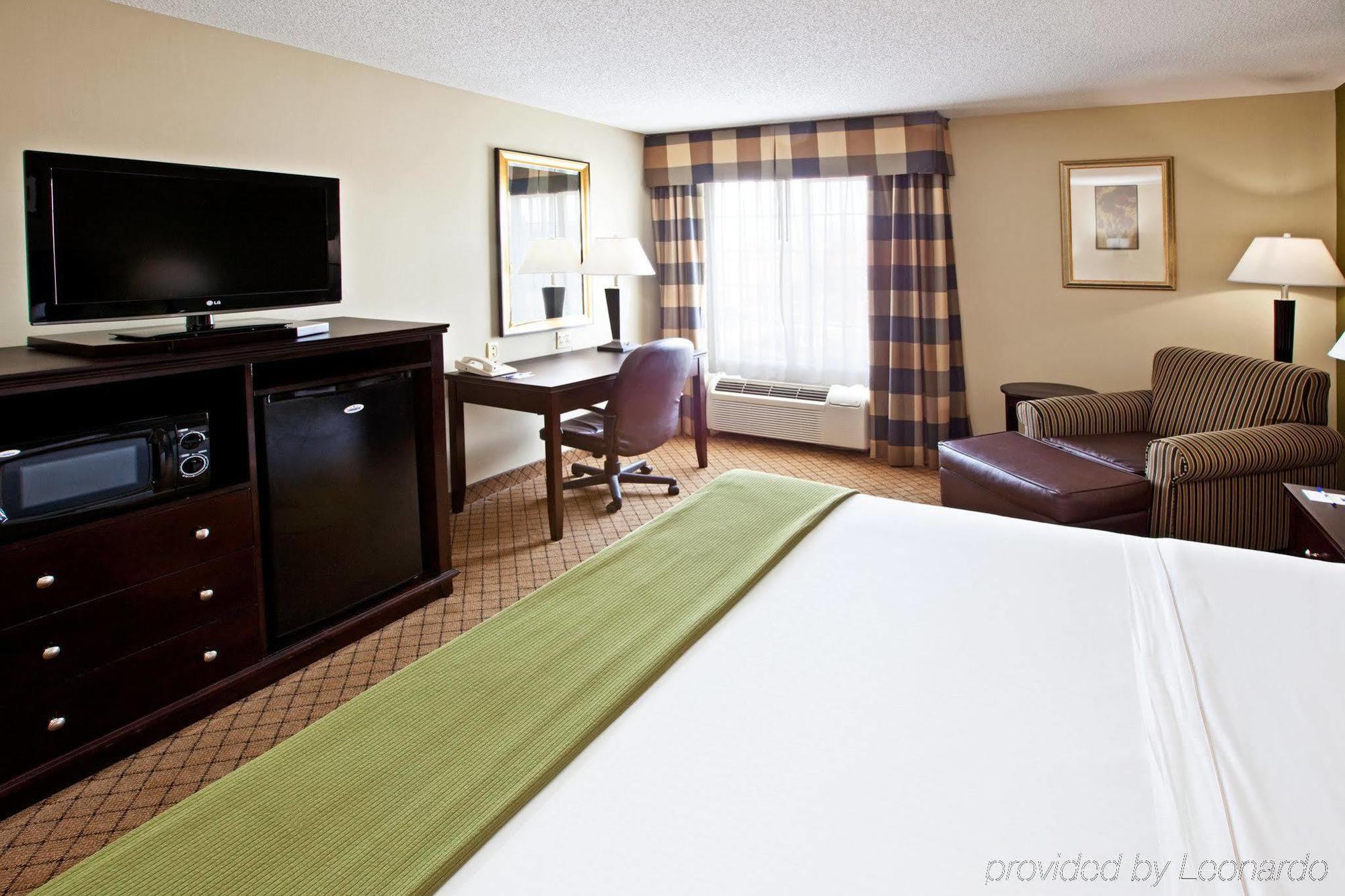 Holiday Inn Express & Suites Harrison By Ihg Стая снимка